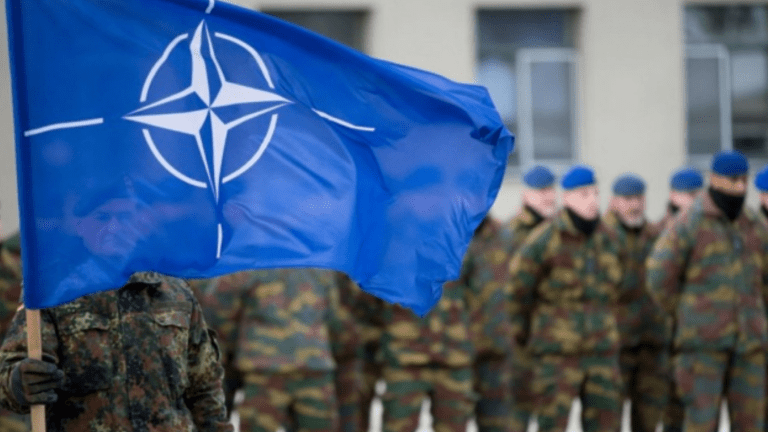 Як провокації та інтереси політиків несуть загрозу світові