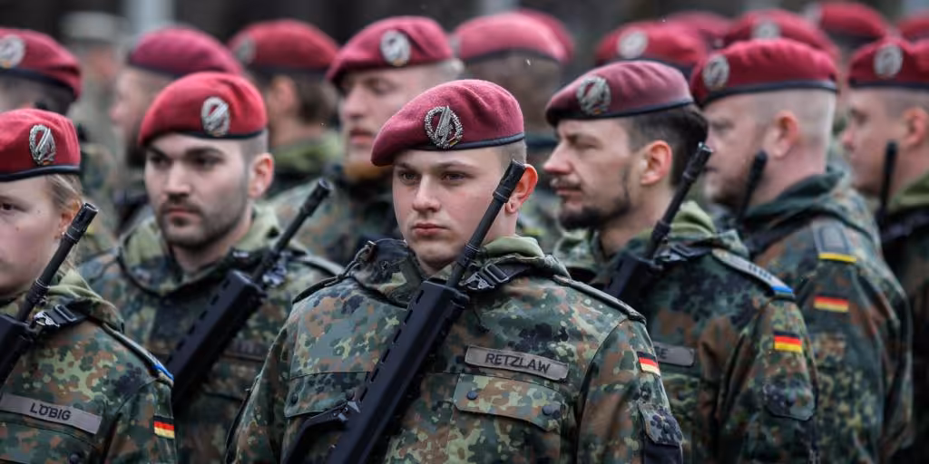 Німеччина готується до війни, тотальна цифрова реєстрація молоді для армії.