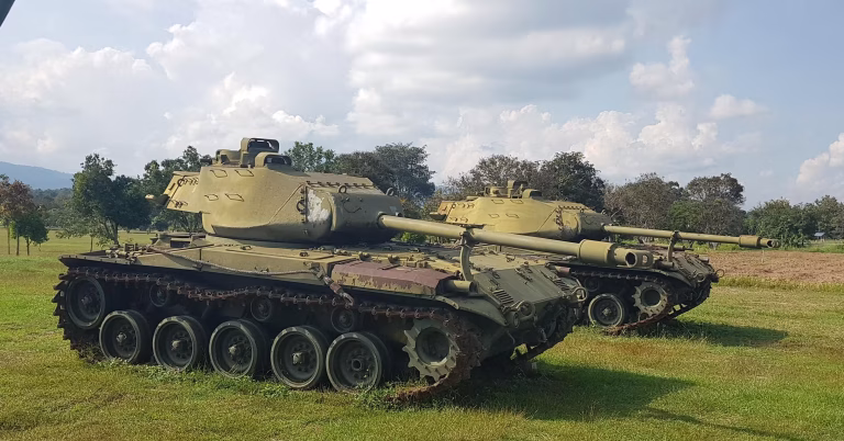 Таїланд блокує пальне