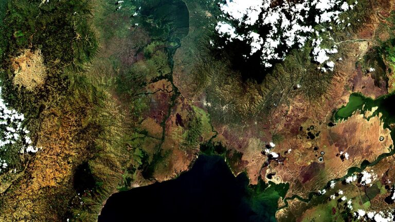 1280px-Rep%C3%BAblica_do_Congo_%28RDC%29%2C_Uganda