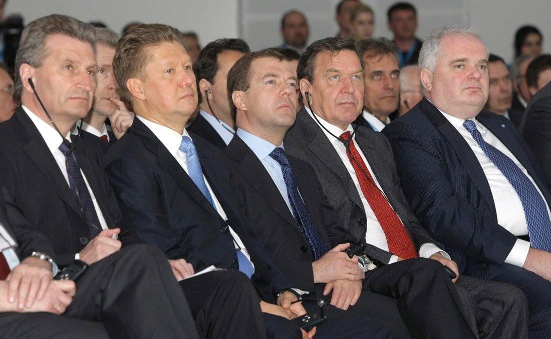 Ceremony_marking_the_start_of_construction_of_the_Nord_Stream_gas_pipeline%27s_underwater_section