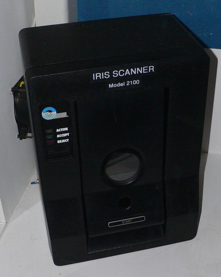 IriScan_model_2100_iris_scanner_2